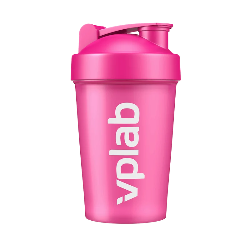 Shaker with blender ball