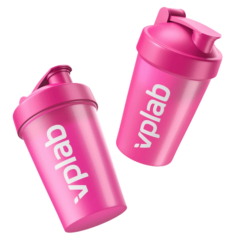 Shaker with blender ball