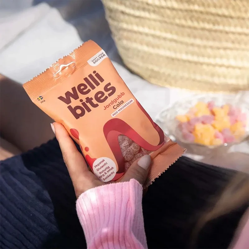 Wellibites Strawberry & Cola - wegańskie żelki bez cukru z magnezem, smak Cola & Truskawka
