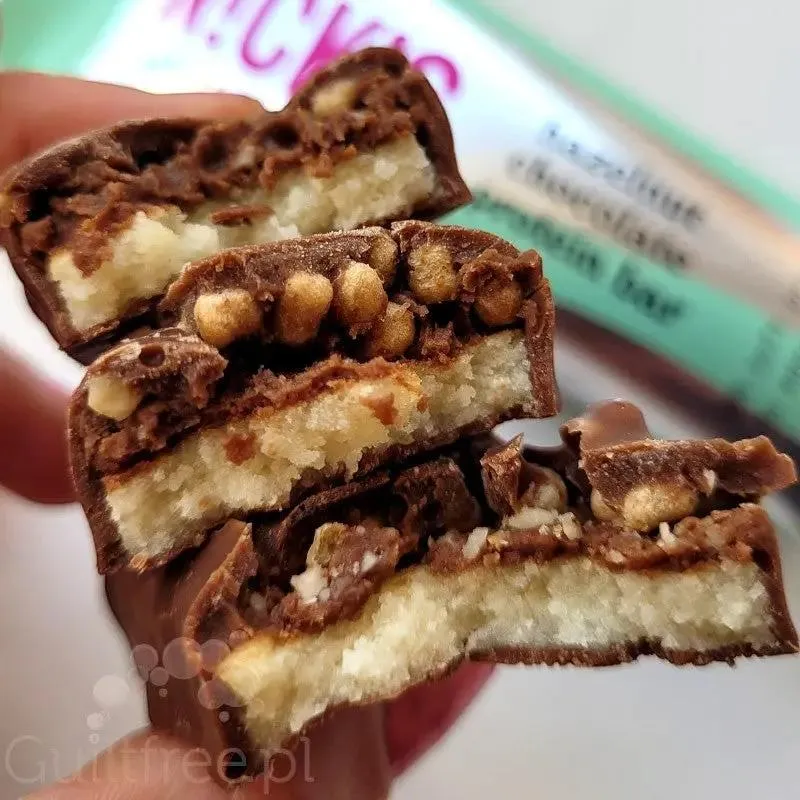 N!ck's Nicks Hazelnut Chocolate Protein Bar 209 kcal - baton proteinowy w czekoladzie mlecznej z kremem z Orzechów Laskowych