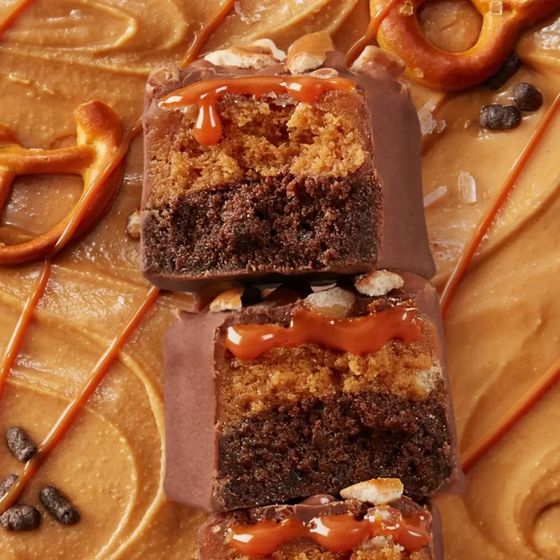 MyProtein 6 Layer Chocolate Peanut Pretzel - sześciowarstwowy baton białkowy z precelkami w polewie czekoladowej