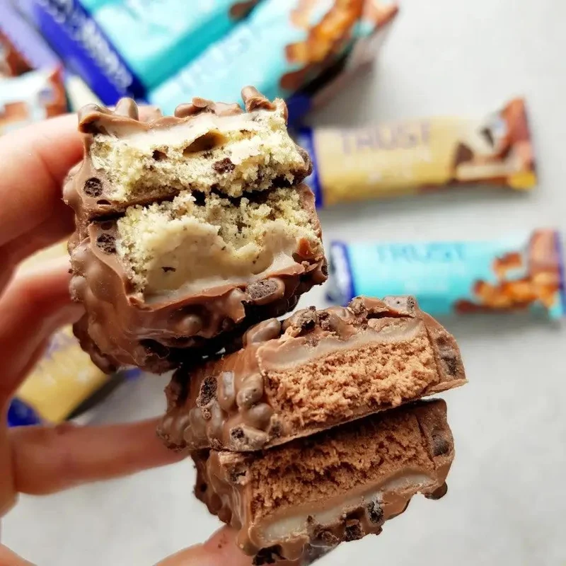 USN Trust Fusion Choc Caramel Cookie - baton białkowy 20g białka 1,5g cukru
