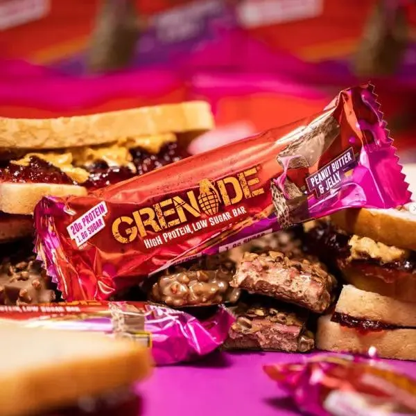 Grenade Carb Killa Peanut Butter & Jelly, baton białkowy 20g białka