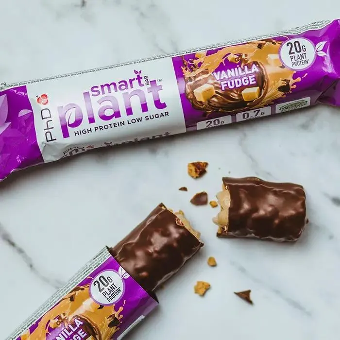 Phd Smart Plant Vanilla Fudge - wegański baton proteinowy bez cukru, Mleczna Czekolada, Karmel & Krówka